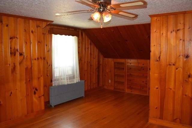 73 Jette St, Swansea, MA 02777