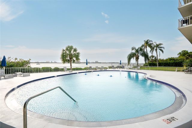 500 N OSCEOLA AVENUE 211, Clearwater, FL 33755