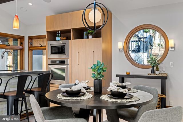 1840 SHORE DR, Annapolis, MD 21401