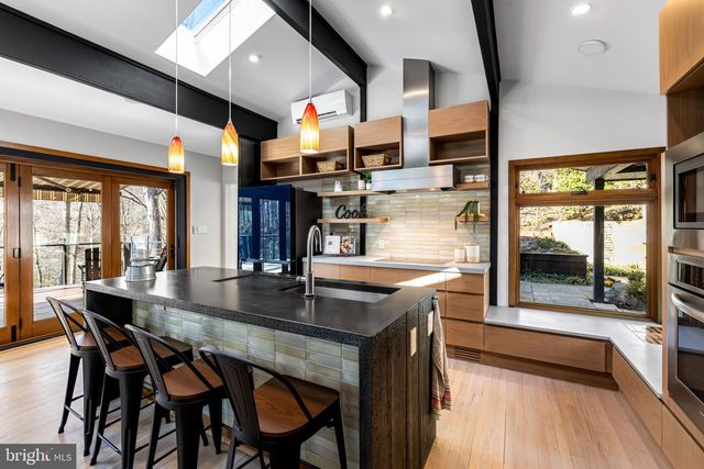 1840 SHORE DR, Annapolis, MD 21401