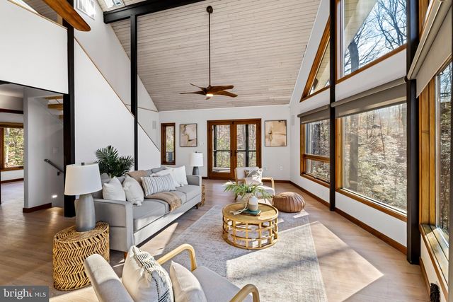 1840 SHORE DR, Annapolis, MD 21401