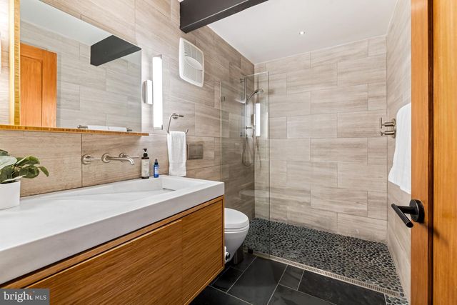 1840 SHORE DR, Annapolis, MD 21401