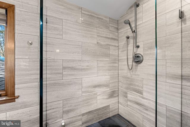 1840 SHORE DR, Annapolis, MD 21401