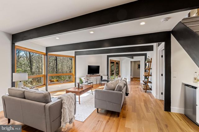 1840 SHORE DR, Annapolis, MD 21401