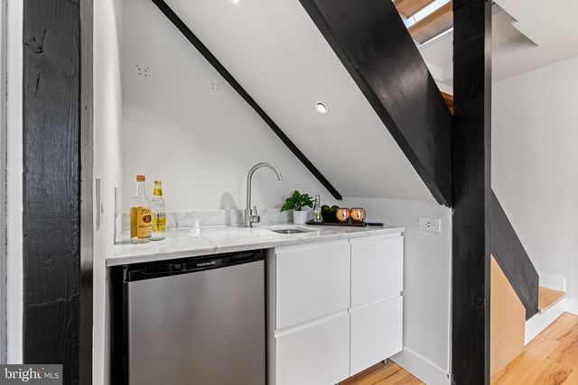 1840 SHORE DR, Annapolis, MD 21401