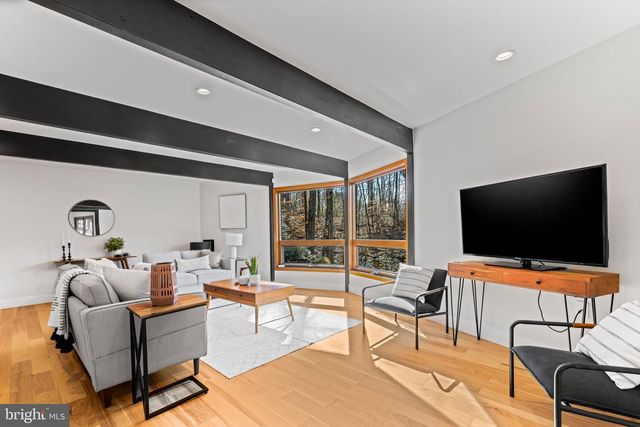 1840 SHORE DR, Annapolis, MD 21401