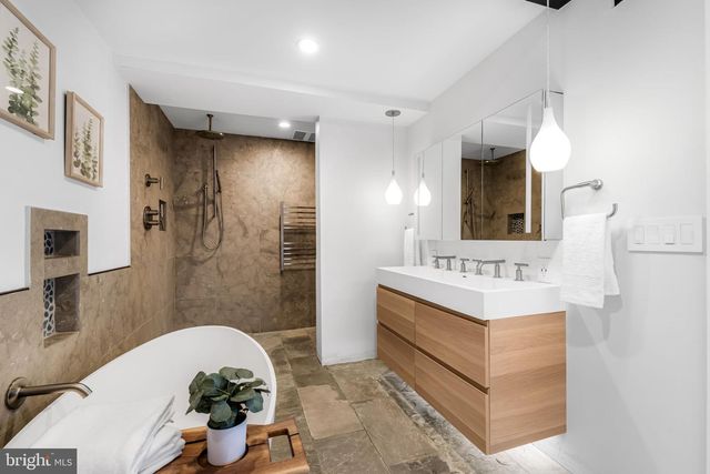 1840 SHORE DR, Annapolis, MD 21401