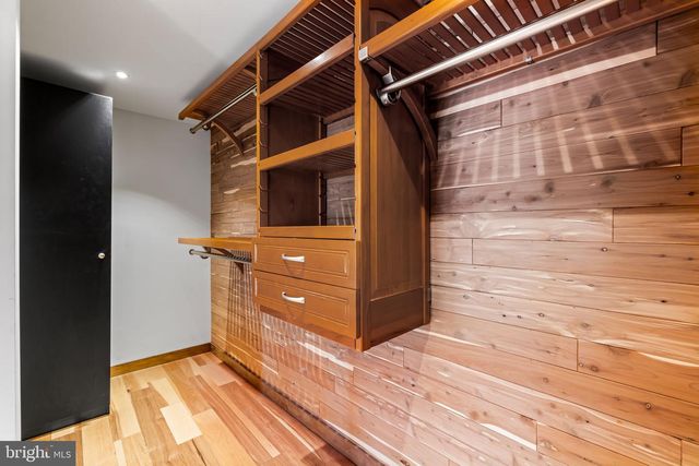 1840 SHORE DR, Annapolis, MD 21401