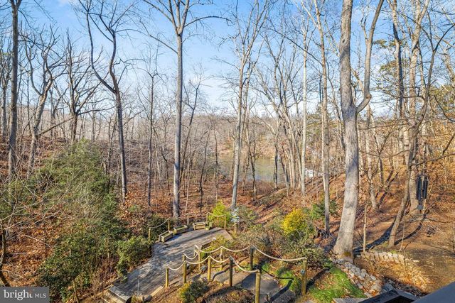 1840 SHORE DR, Annapolis, MD 21401