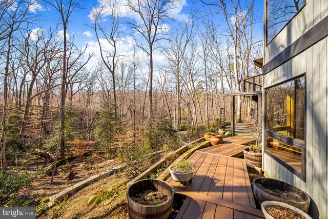 1840 SHORE DR, Annapolis, MD 21401