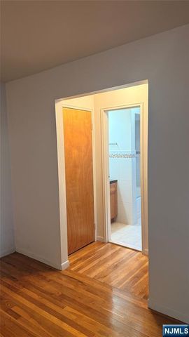 121 Grove Street 3, Clifton, NJ 07013