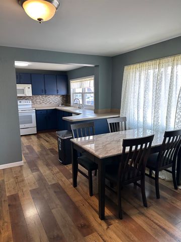 413 W 4th Street, Pinconning Twp, MI 48650