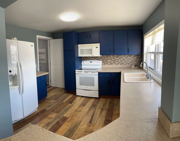 413 W 4th Street, Pinconning Twp, MI 48650