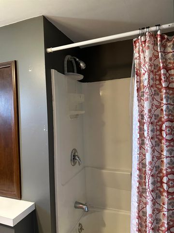 413 W 4th Street, Pinconning Twp, MI 48650