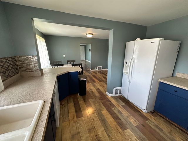 413 W 4th Street, Pinconning Twp, MI 48650