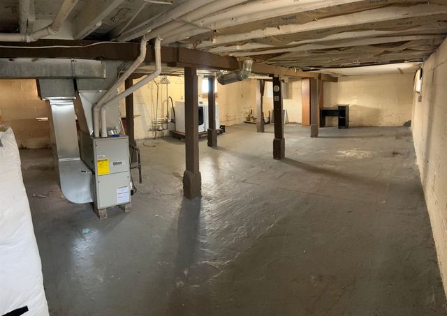 413 W 4th Street, Pinconning Twp, MI 48650