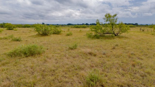 1989 Hopewell Road, Bellevue, TX 76228