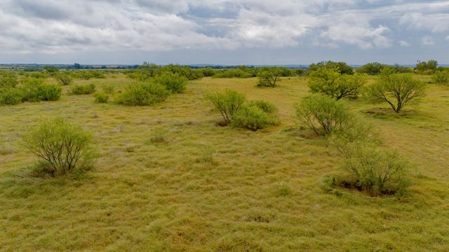 1989 Hopewell Road, Bellevue, TX 76228