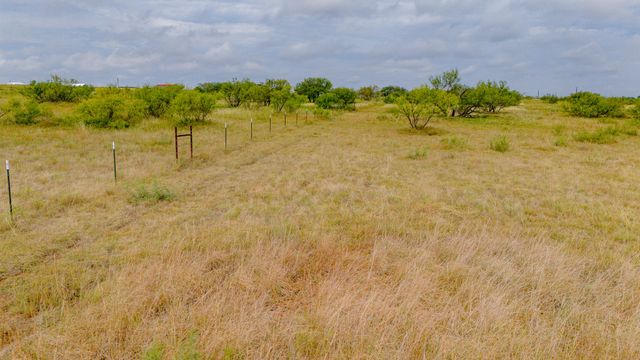 1989 Hopewell Road, Bellevue, TX 76228