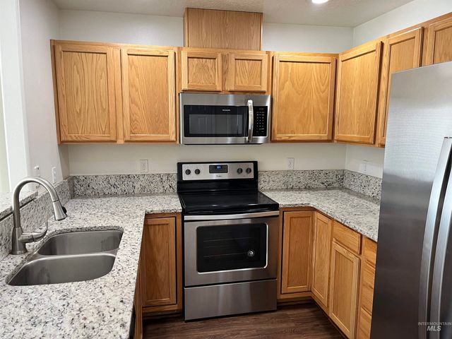 1029 W Honker Drive, Meridian, ID 83642