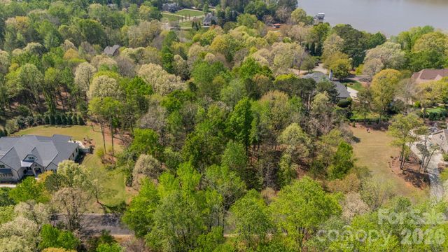 8113 Bay View Lane 25, Belmont, NC 28012