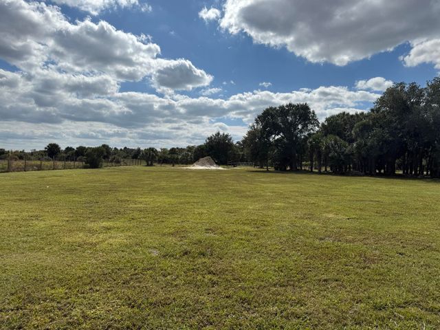 15628 NW 310th Street, Okeechobee, FL 34972
