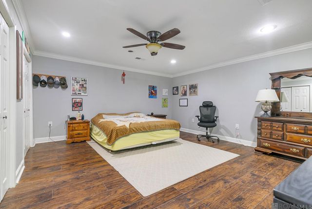 8227 Oak View Dr, Baton Rouge, LA 70814
