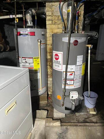 748 Eastern Avenue, Schenectady, NY 12308