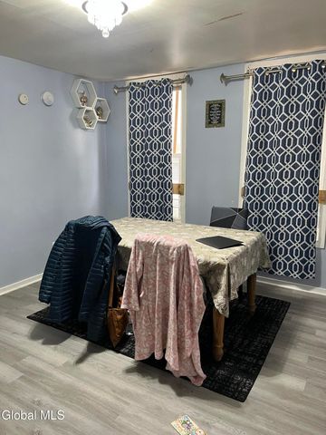 748 Eastern Avenue, Schenectady, NY 12308