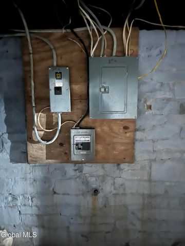 748 Eastern Avenue, Schenectady, NY 12308