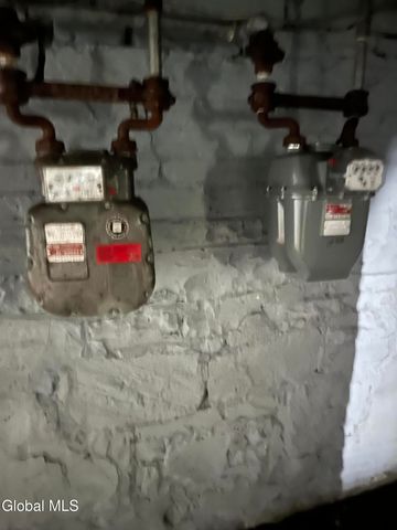 748 Eastern Avenue, Schenectady, NY 12308