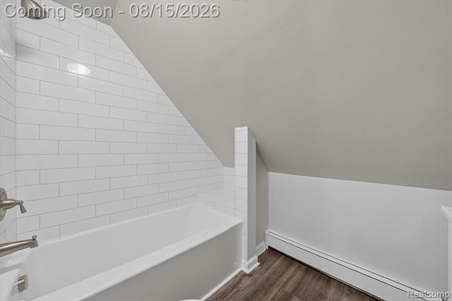 4235 Lake Grove Court, White Lake, MI 48383