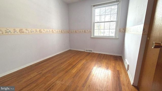 1402 HEARTH DR, North Wales, PA 19454