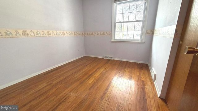 1402 HEARTH DR, North Wales, PA 19454