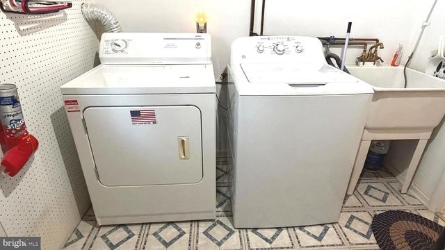 1402 HEARTH DR, North Wales, PA 19454