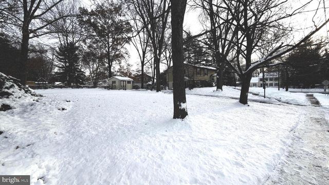 1402 HEARTH DR, North Wales, PA 19454