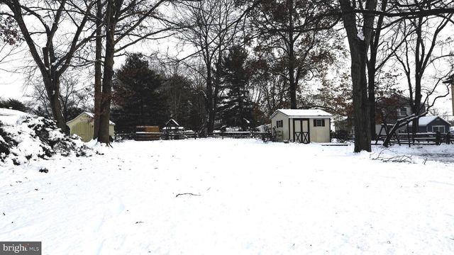 1402 HEARTH DR, North Wales, PA 19454