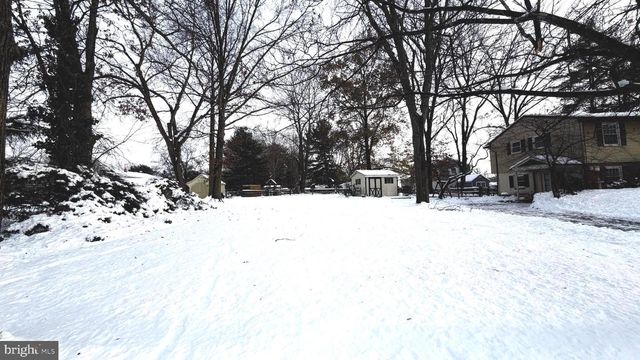 1402 HEARTH DR, North Wales, PA 19454