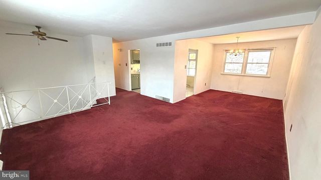 1402 HEARTH DR, North Wales, PA 19454