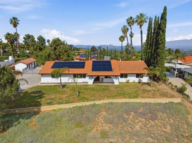 15745 Saddleback Road, Riverside, CA 92506