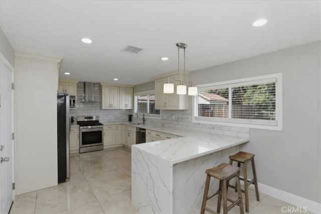 15745 Saddleback Road, Riverside, CA 92506