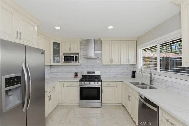 15745 Saddleback Road, Riverside, CA 92506