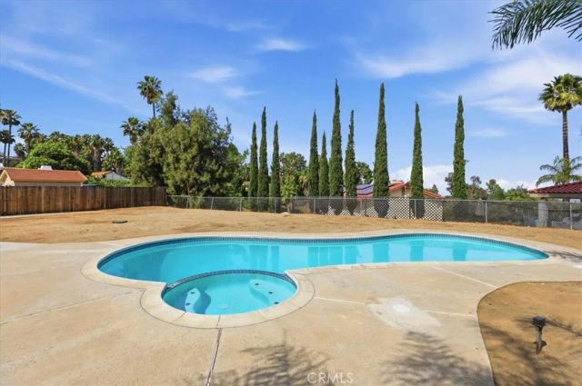 15745 Saddleback Road, Riverside, CA 92506