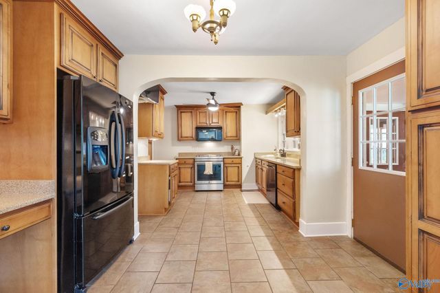 1216 Sheraton Road SW, Cullman, AL 35055