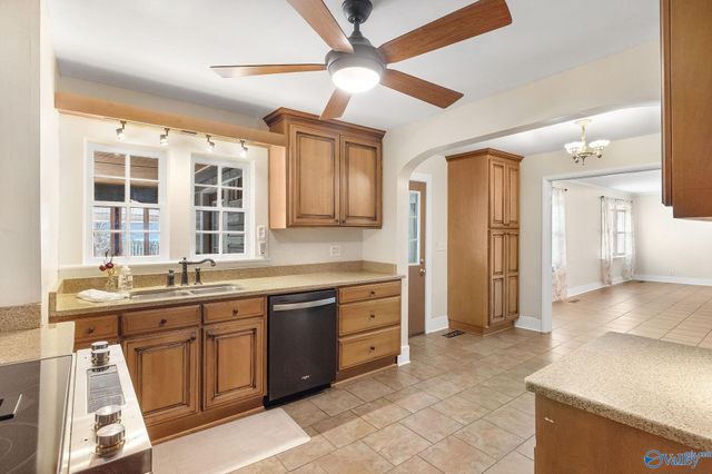 1216 Sheraton Road SW, Cullman, AL 35055