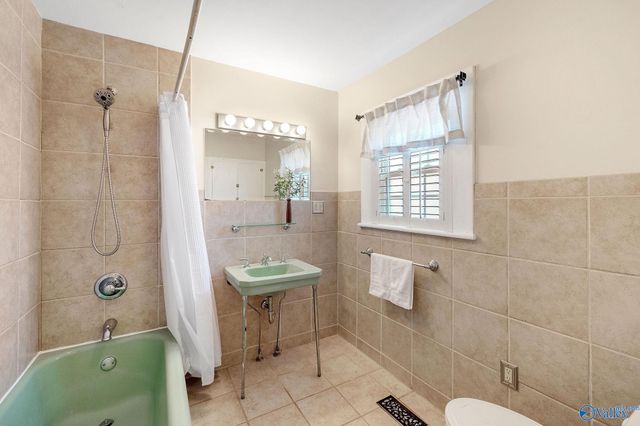 1216 Sheraton Road SW, Cullman, AL 35055