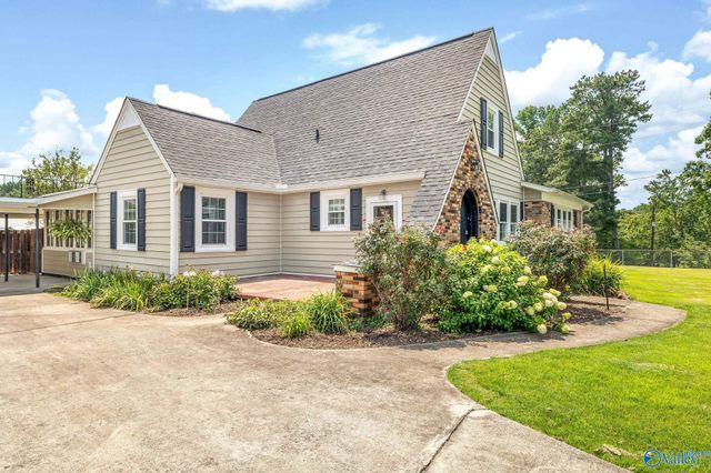1216 Sheraton Road SW, Cullman, AL 35055