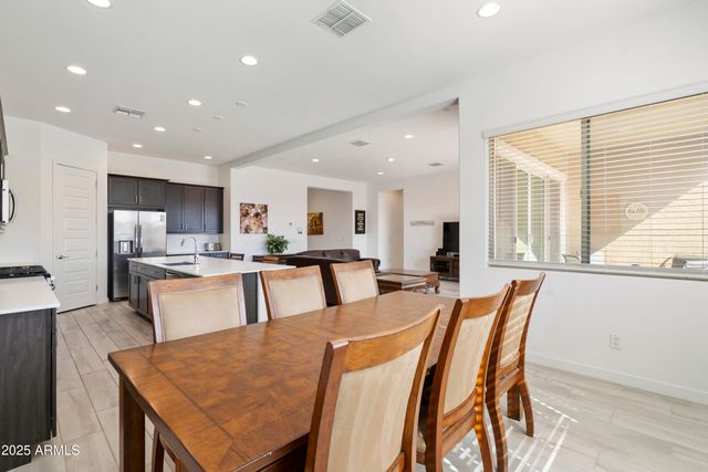 9329 W SELLS Drive, Phoenix, AZ 85037