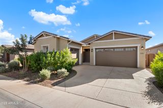 9329 W SELLS Drive, Phoenix, AZ 85037