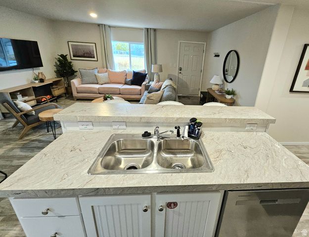 563 S ASPEN DR, Garden City, UT 84028